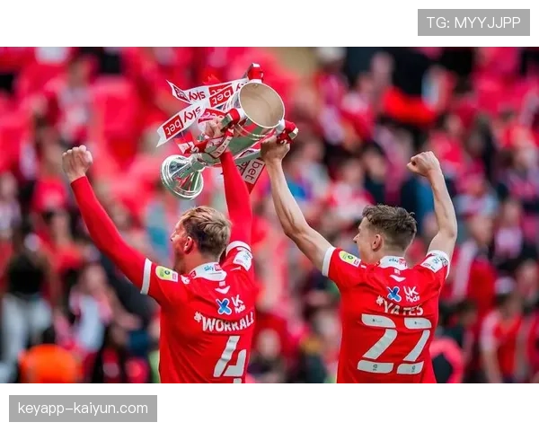 天气预报显示,英超多场比赛日可能遇雨,湿滑场地将增加比赛强度与伤病风险 天气预报显示,英超多场比赛日可能遇雨,湿滑场地将增加比赛强度与伤病风险