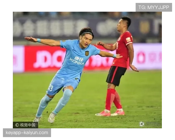 38岁老将汪嵩替补登场,刷新中超联赛最年长出场纪录