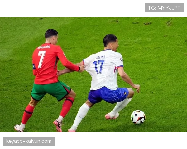 洛杉矶街头足球锦标赛与世界杯同期举行，吸引数千青少年参与